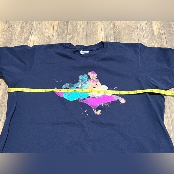 Disney Aladdin & Jasmine Graphic Tee (Sz L) - Picture 5 of 6